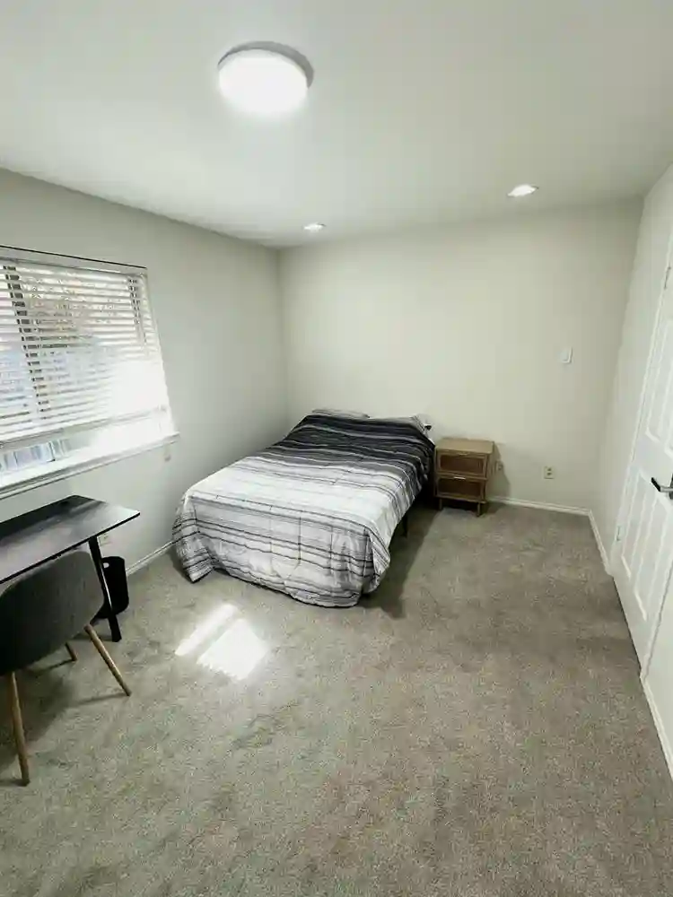 3 BR in Austin