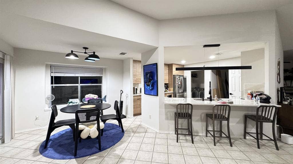 3 BR in Austin