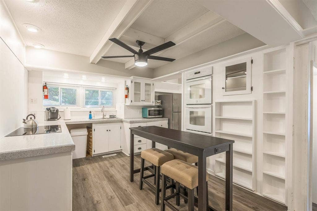 7 BR in Raytown