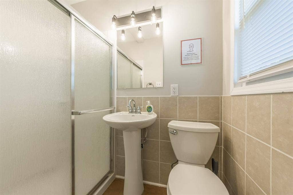 7 BR in Raytown