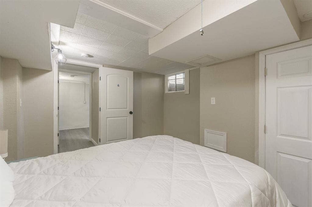 7 BR in Raytown