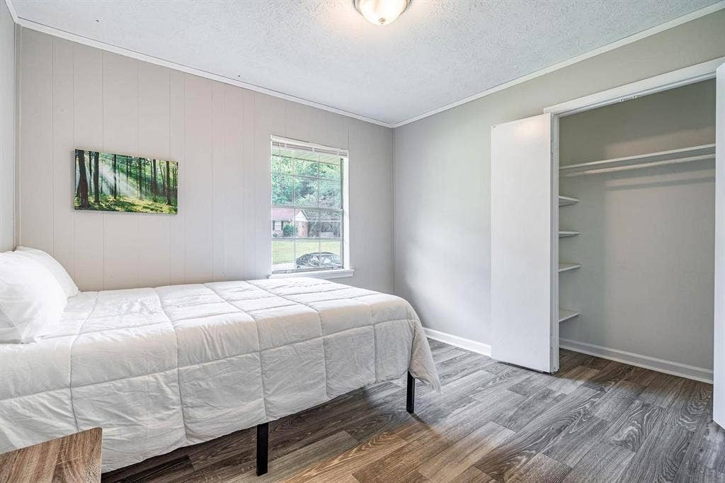 8 BR in Jonesboro