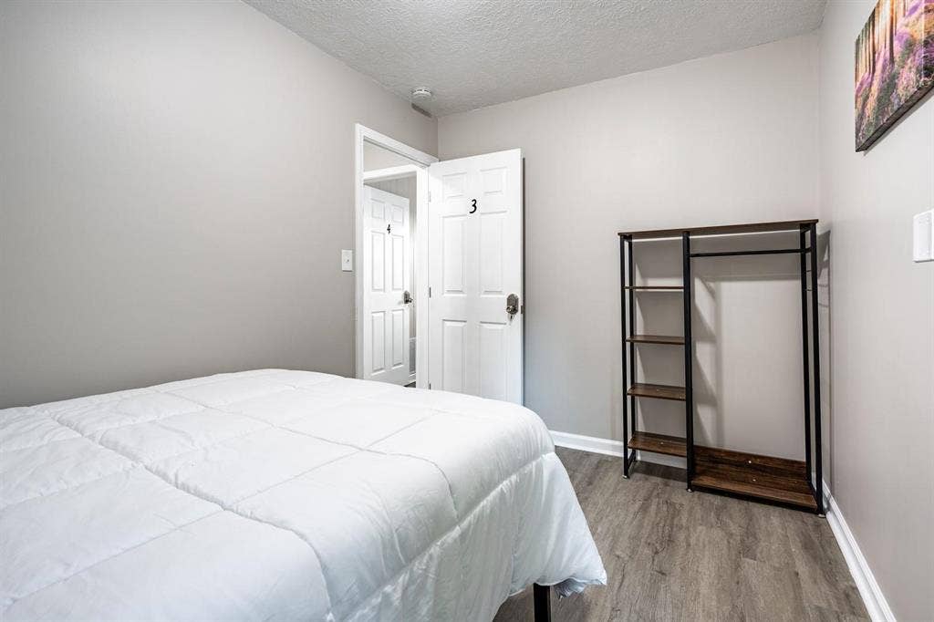 9 BR in Atlanta