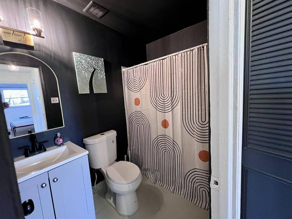 6 BR in Jonesboro