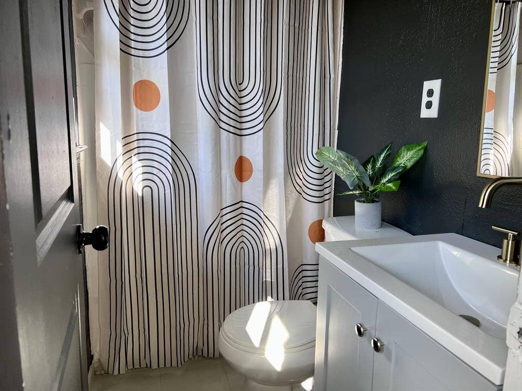6 BR in Jonesboro