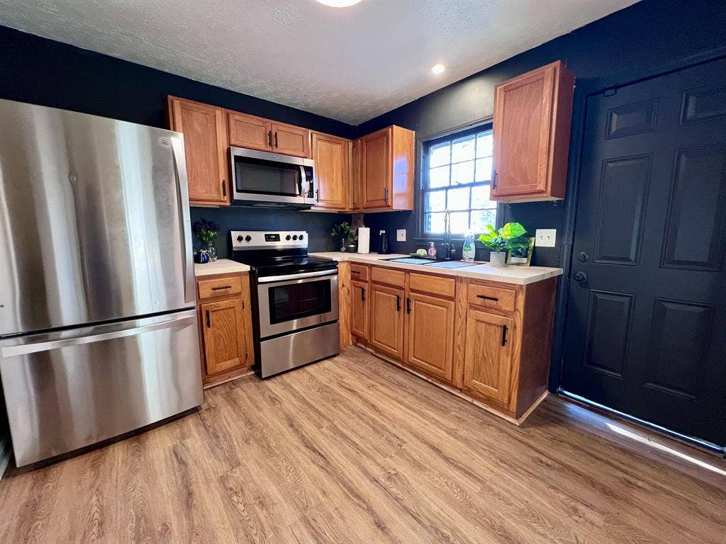 6 BR in Jonesboro