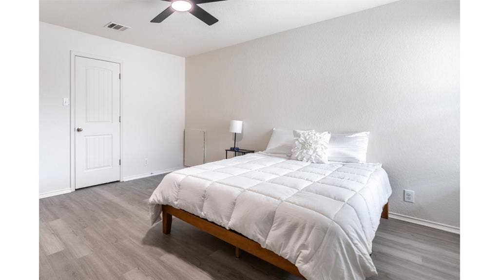 8 BR in San Antonio