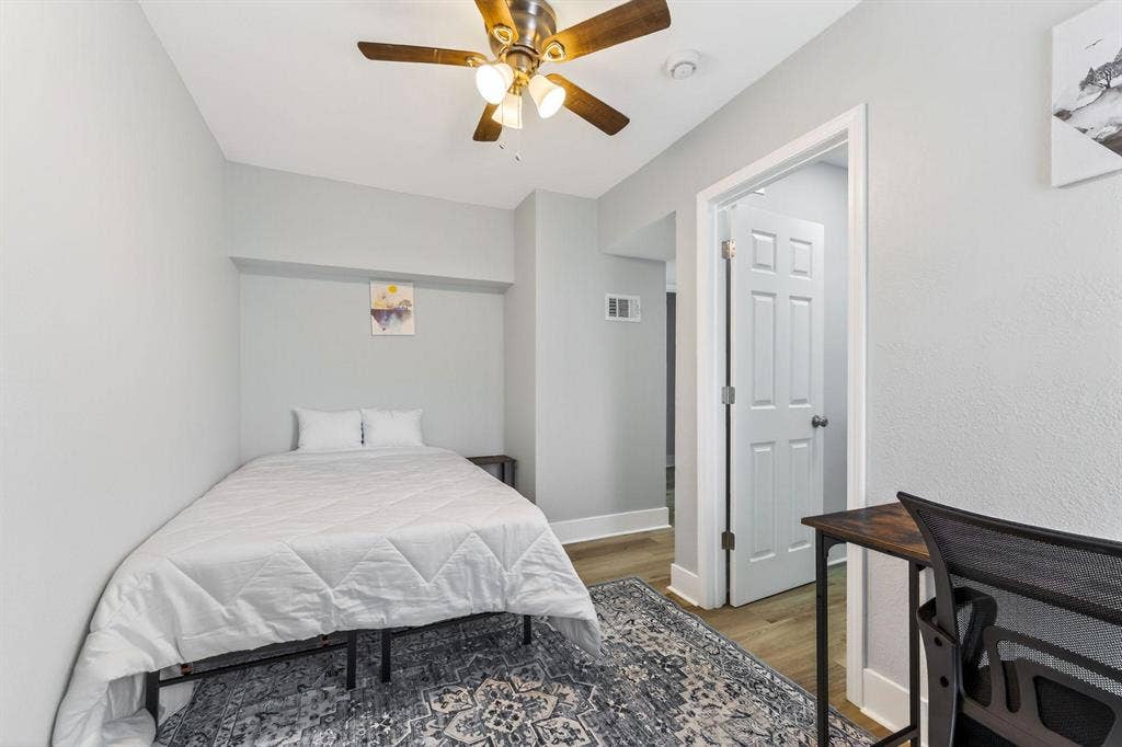 9 BR in Kansas City
