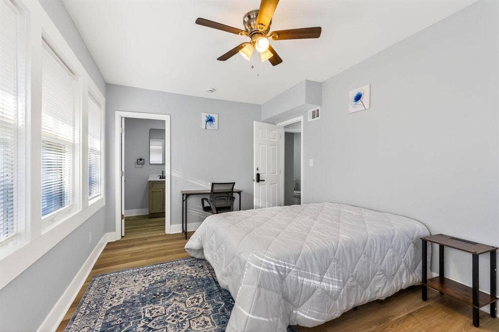 9 BR in Kansas City