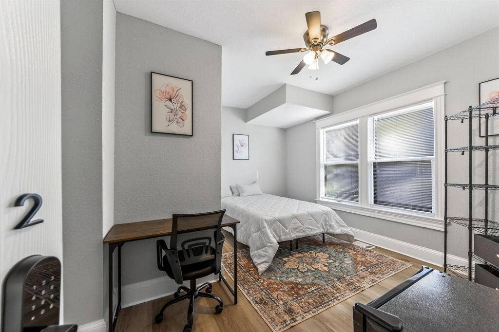 9 BR in Kansas City