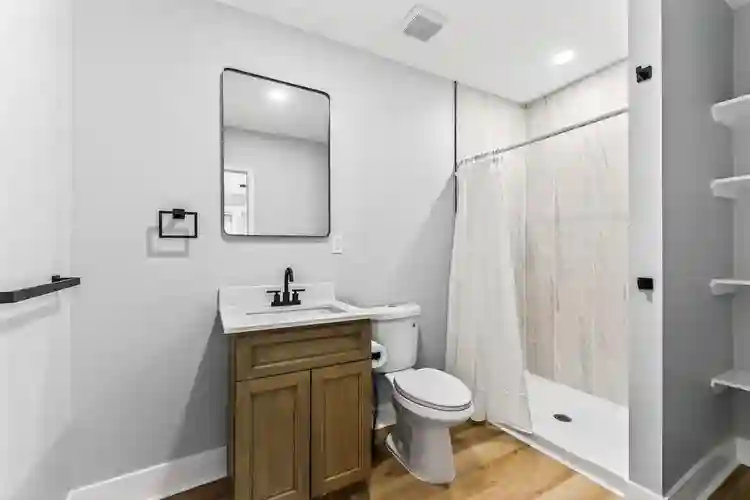 9 BR in Kansas City