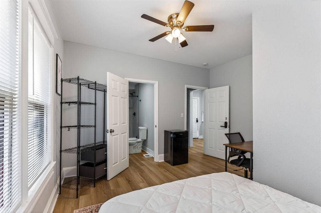 9 BR in Kansas City