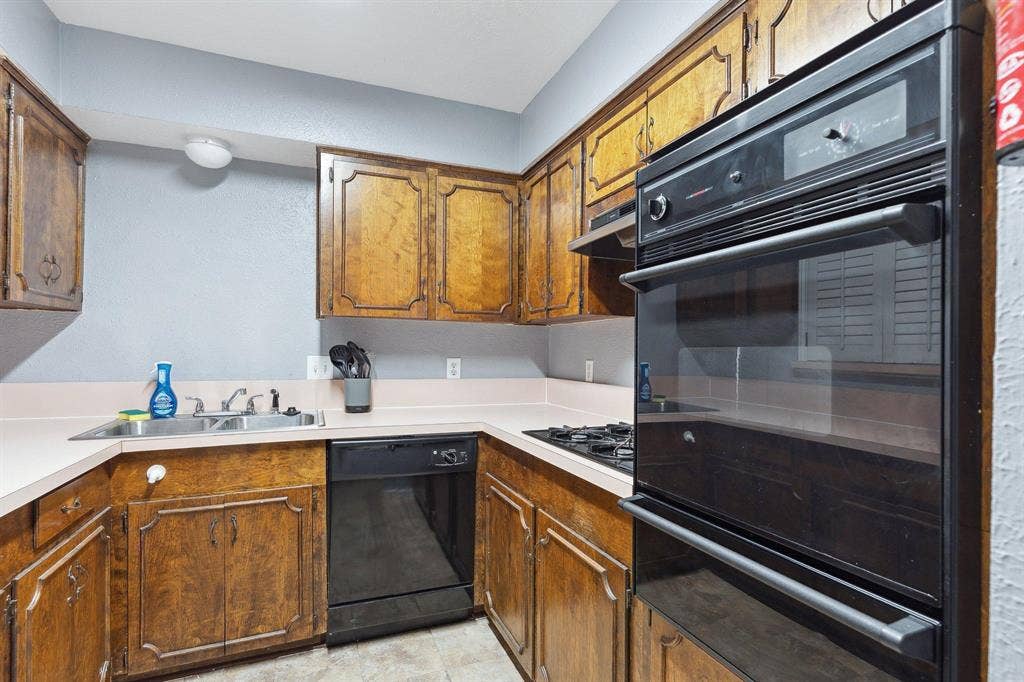 5 BR in DeSoto