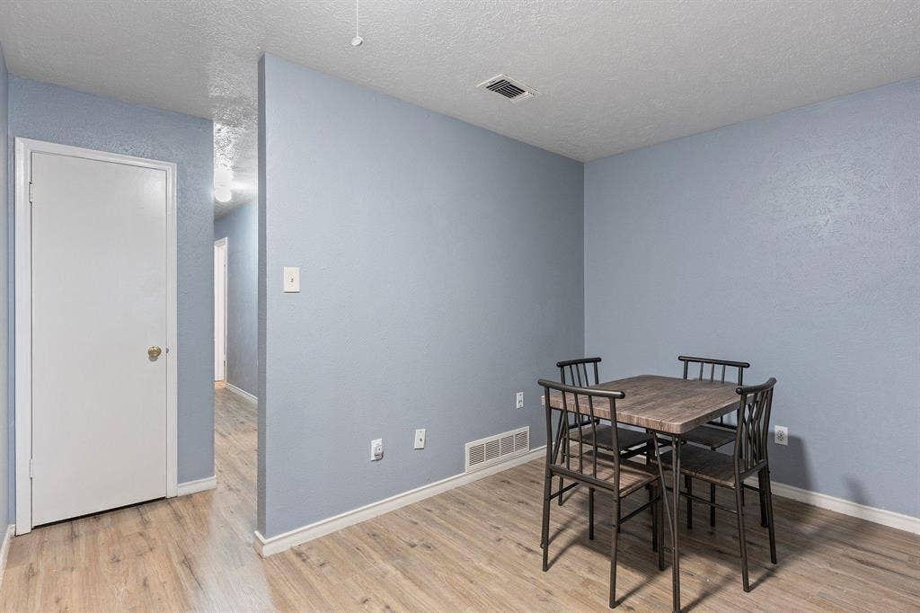 5 BR in DeSoto