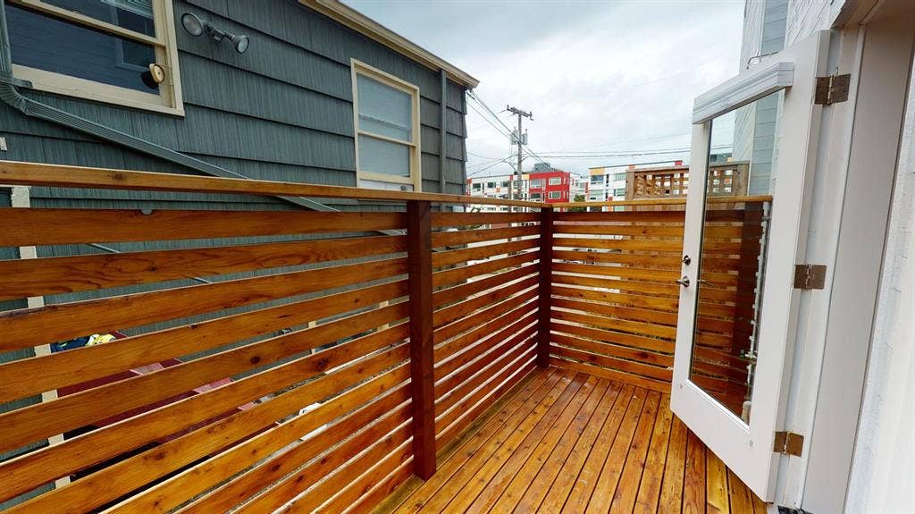 2 BR in Seattle