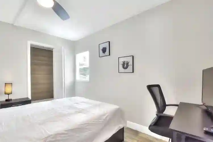 5 BR in Bartow