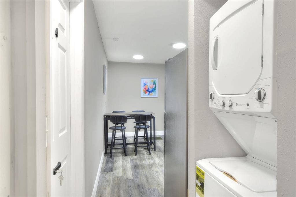 5 BR in Bartow