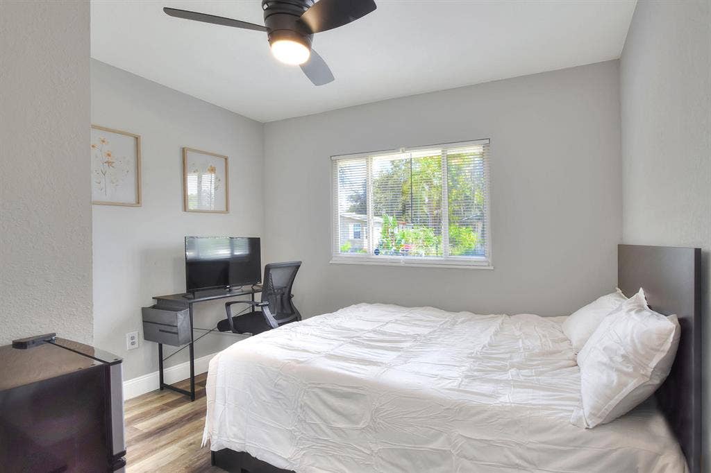 5 BR in Bartow