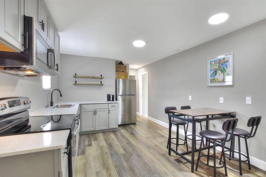 5 BR in Bartow