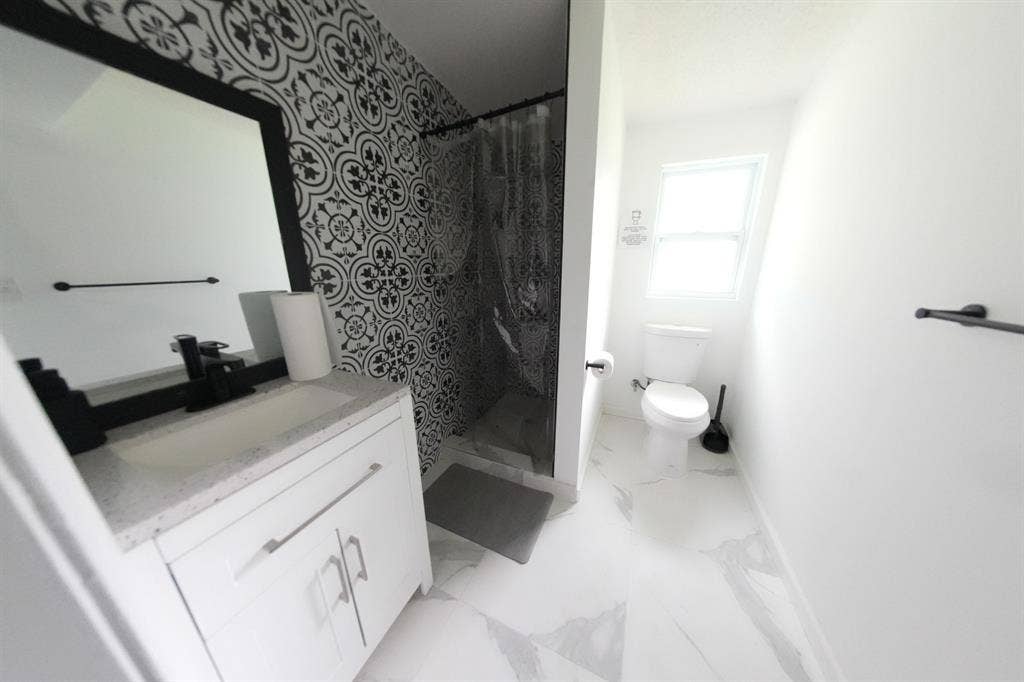 6 BR in Orlando