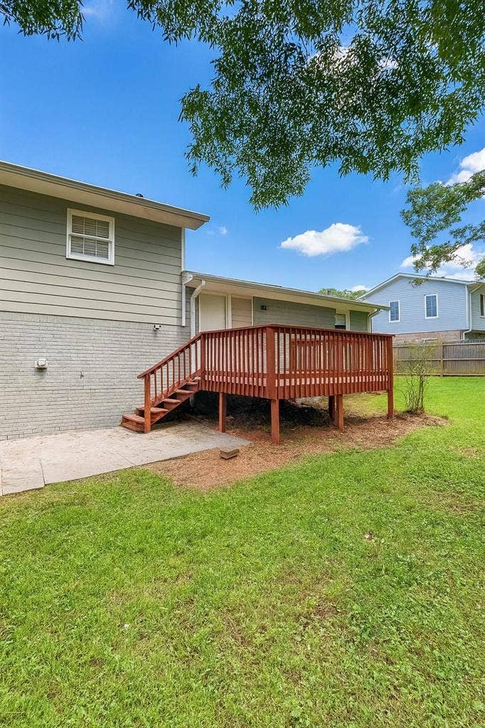 6 BR in Decatur