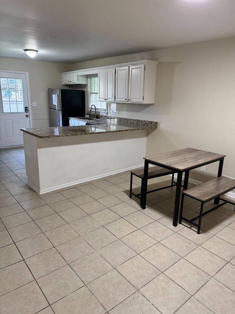 6 BR in Decatur