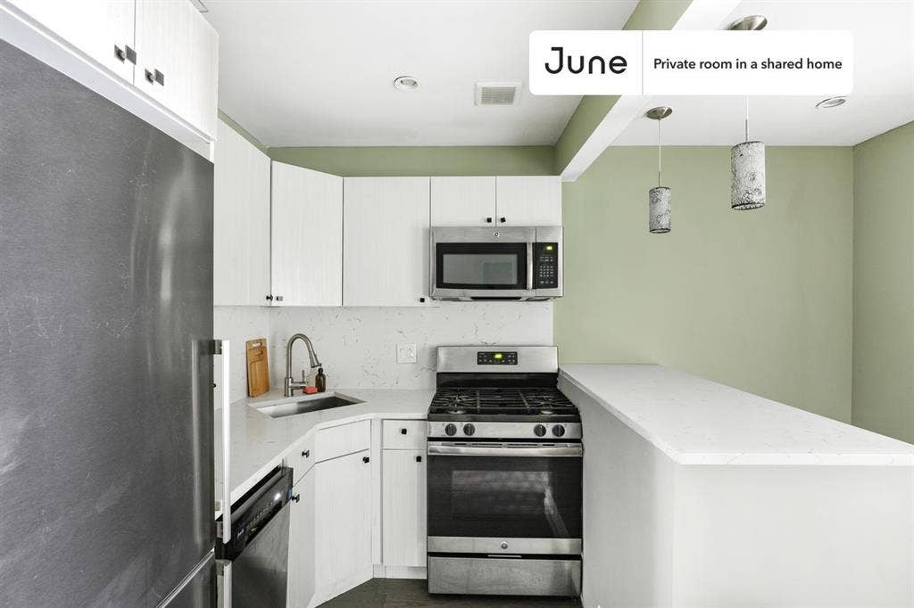 3 BR in New York City
