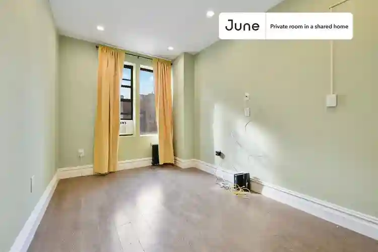 3 BR in New York City