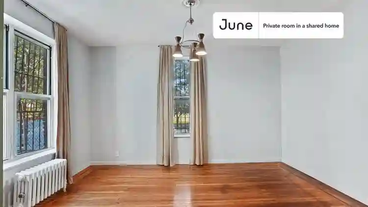 4 BR in New York City