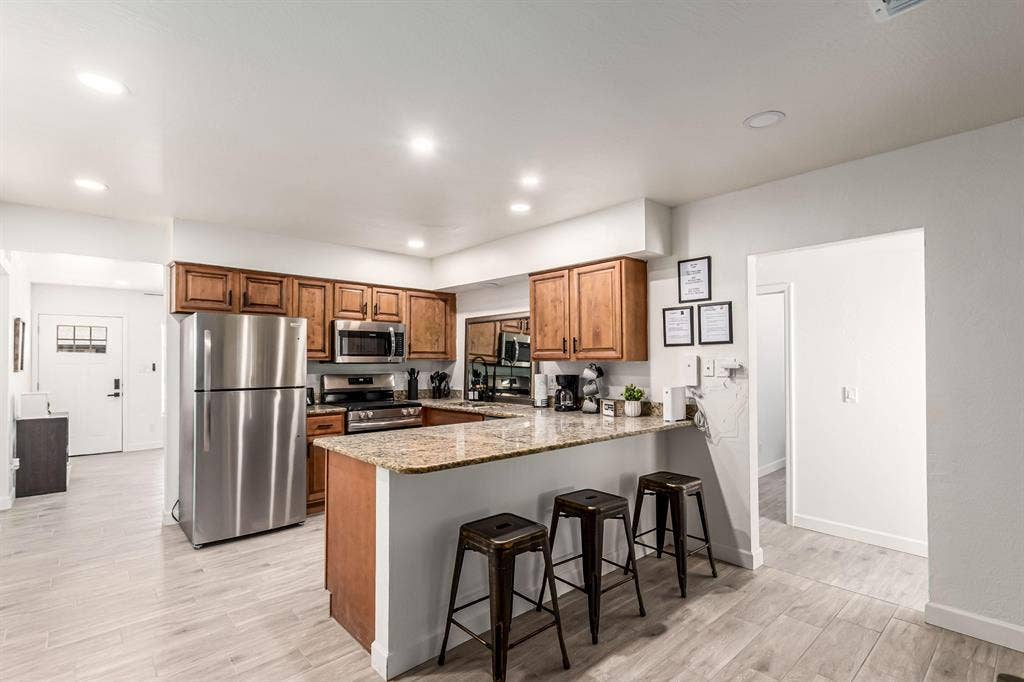 7 BR in Mesa