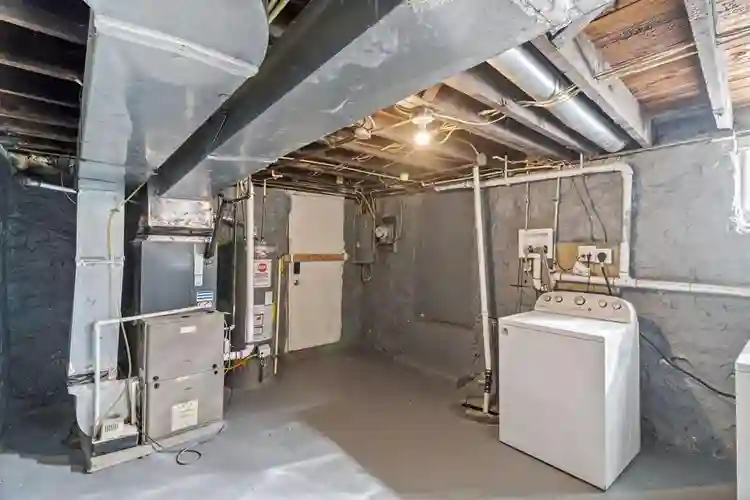 5 BR in Baltimore