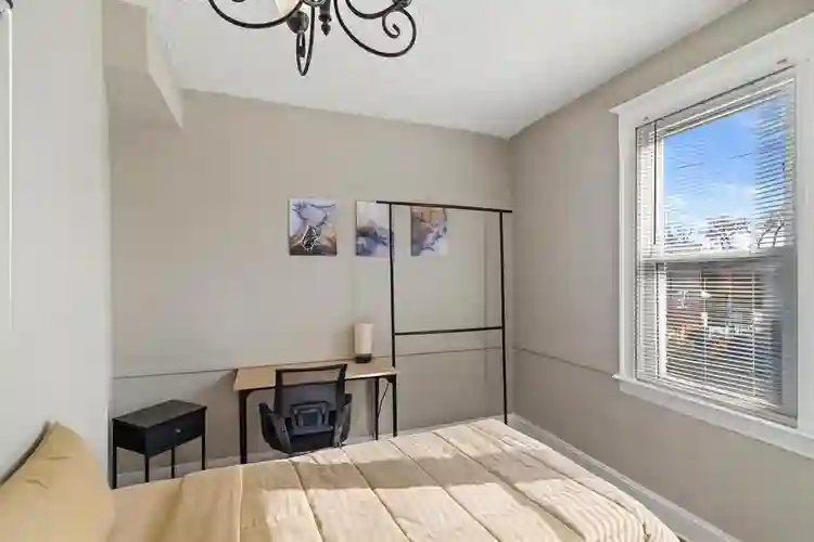 5 BR in Baltimore