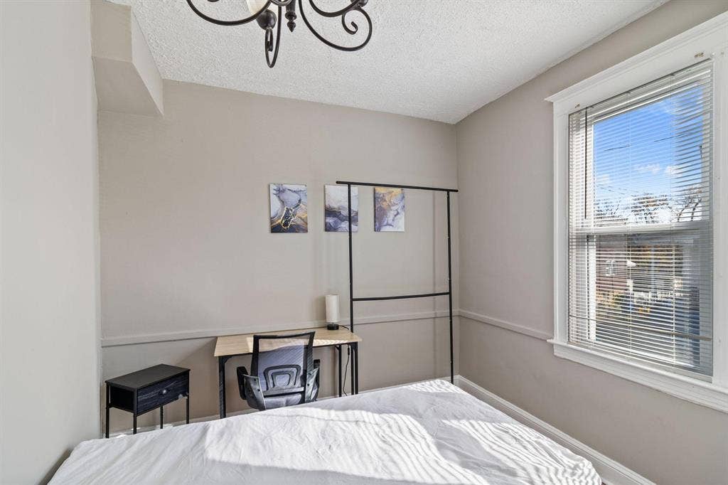 5 BR in Baltimore