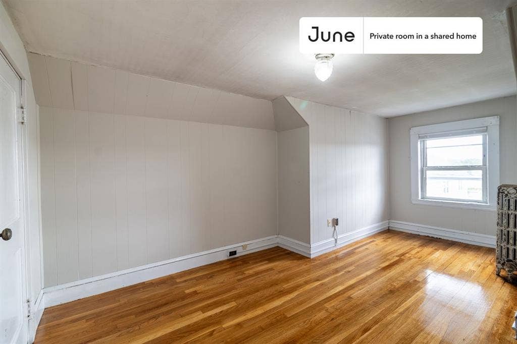 4 BR in Boston