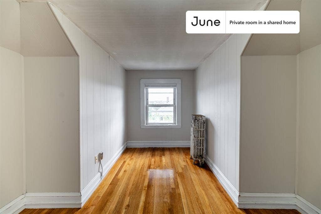 4 BR in Boston