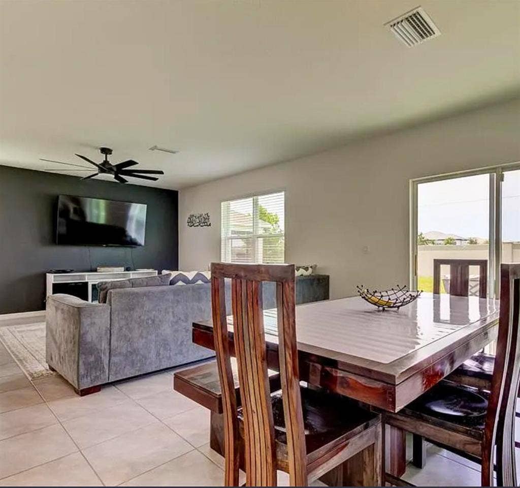 4 BR in Wesley Chapel