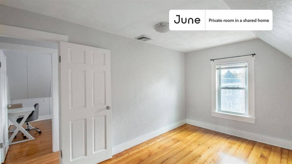 4 BR in Boston