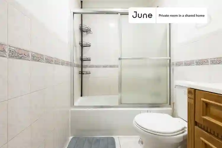 4 BR in New York City