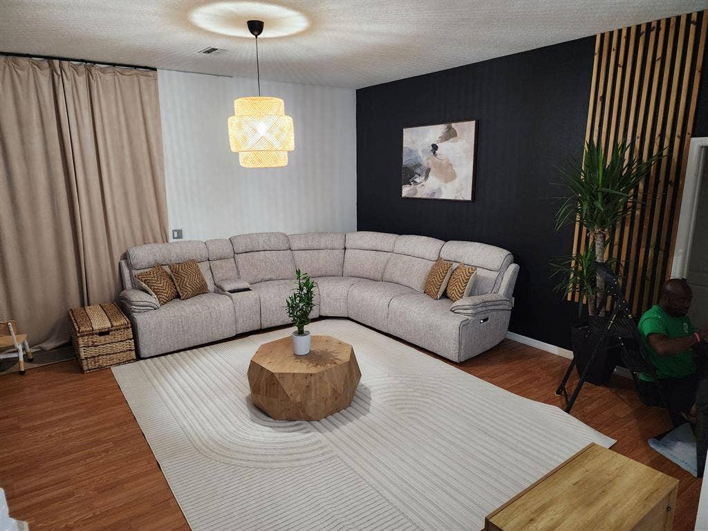 3 BR in Hudson