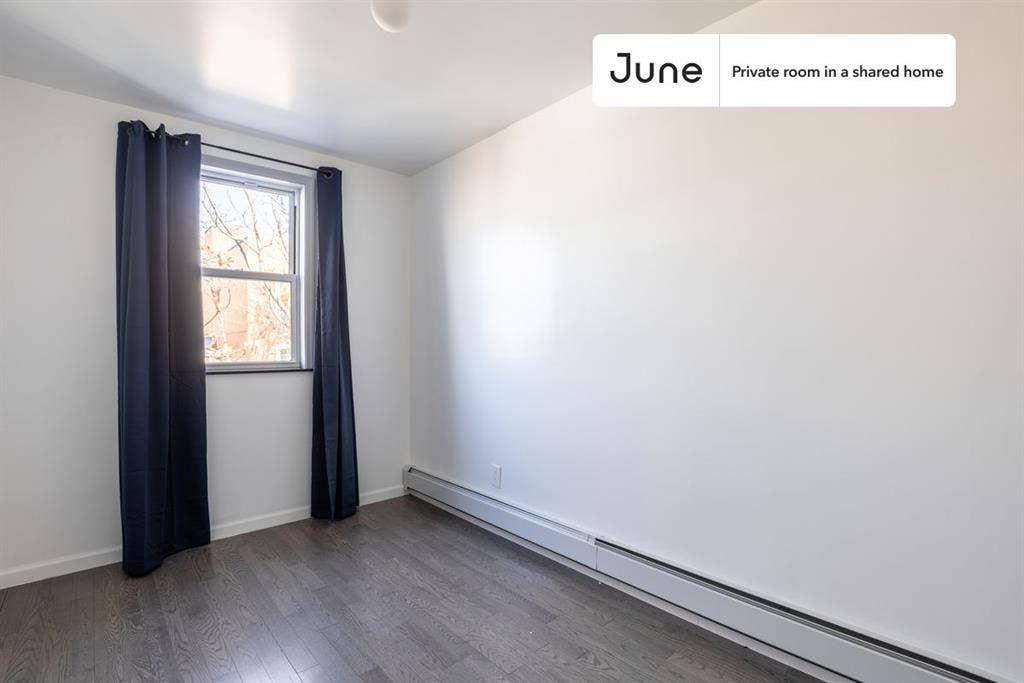 4 BR in New York City