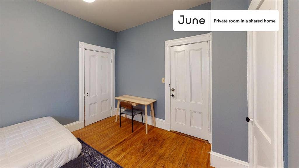 4 BR in Boston