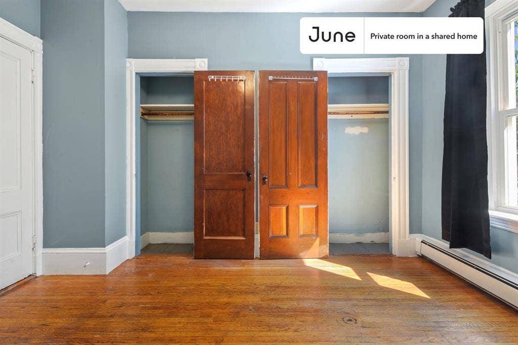 4 BR in Boston
