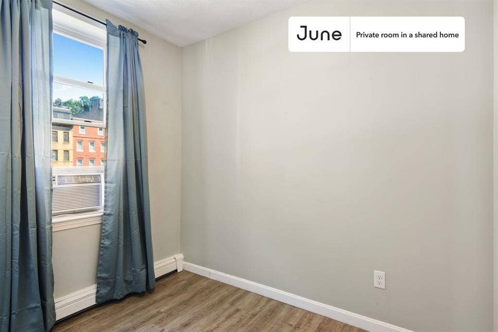 3 BR in Boston
