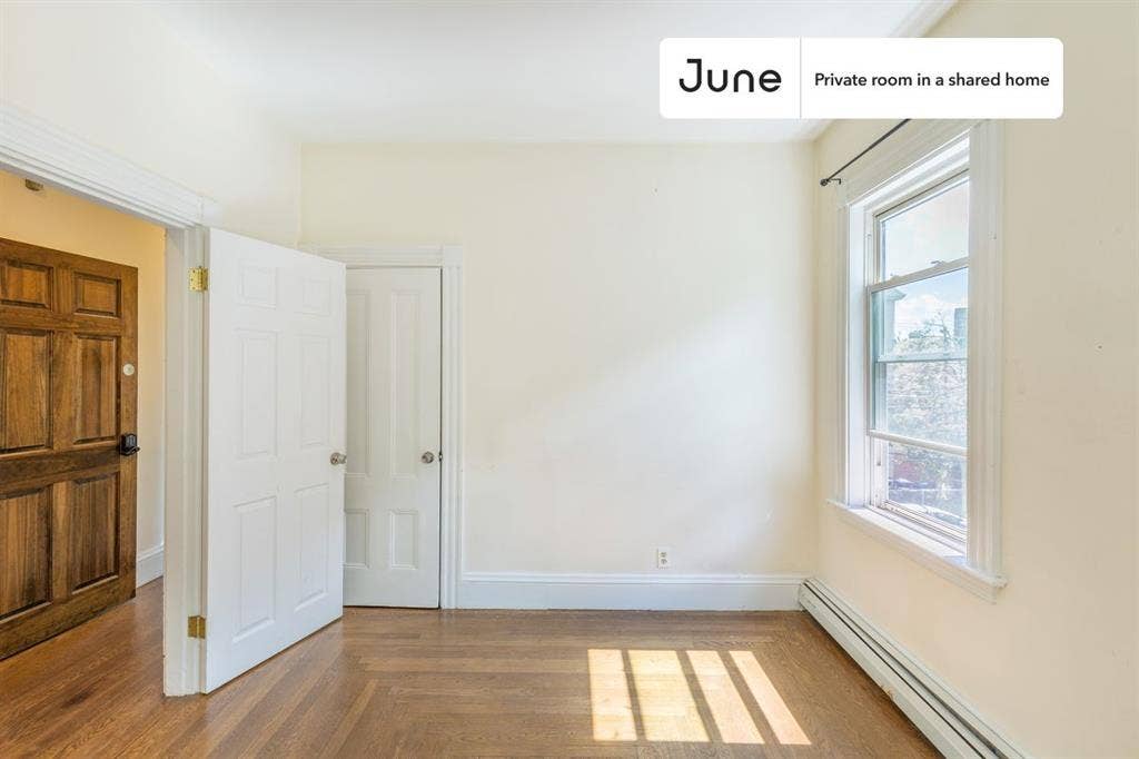 3 BR in Boston