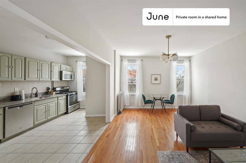 4 BR in New York City