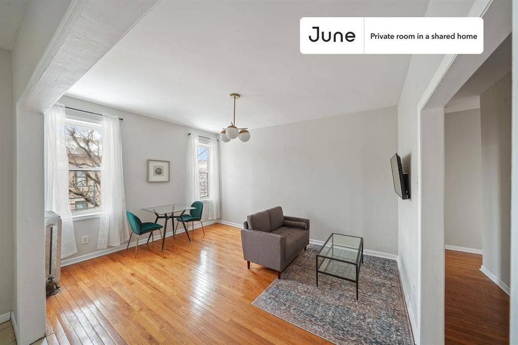4 BR in New York City