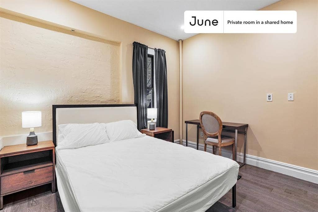 3 BR in New York City