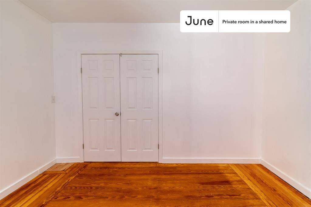 4 BR in Boston