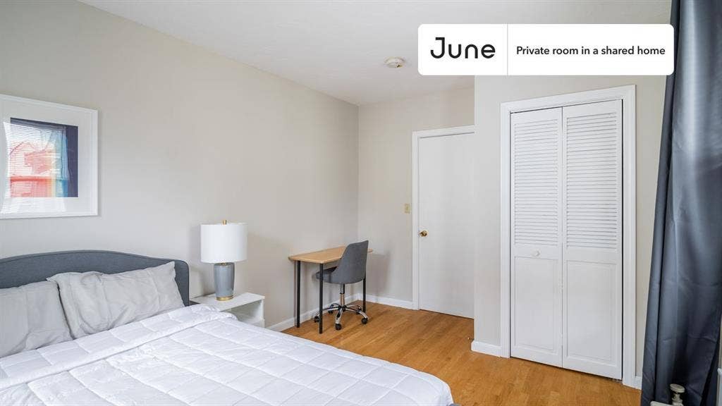 3 BR in Boston