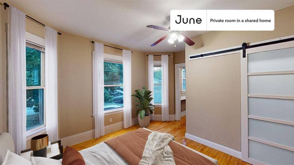 6 BR in Boston
